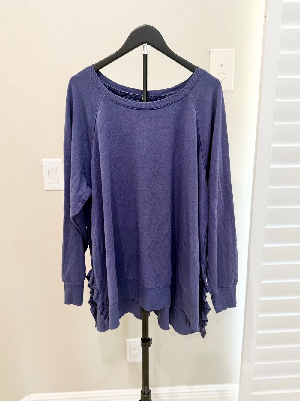 Cupio Plus Size Blush Oversized Ruffle Hem Tunic Top Lagenlook